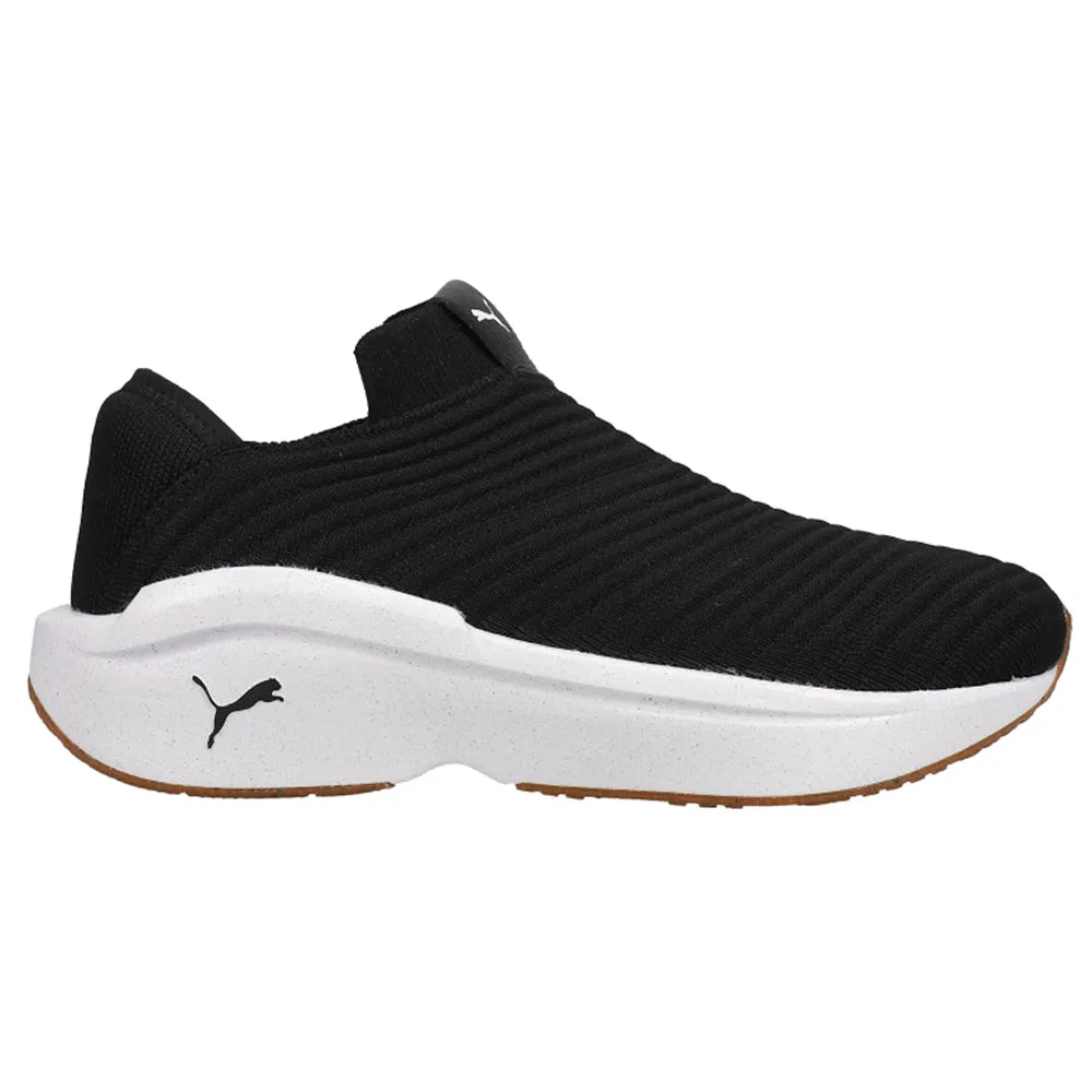 Enlighten Slip On Training Shoes