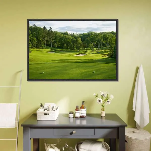 Golf Green With Bunkers Canvas Wall Art