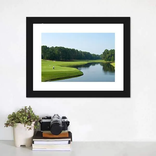 Golfer On Myrtle Beach Canvas Wall Art