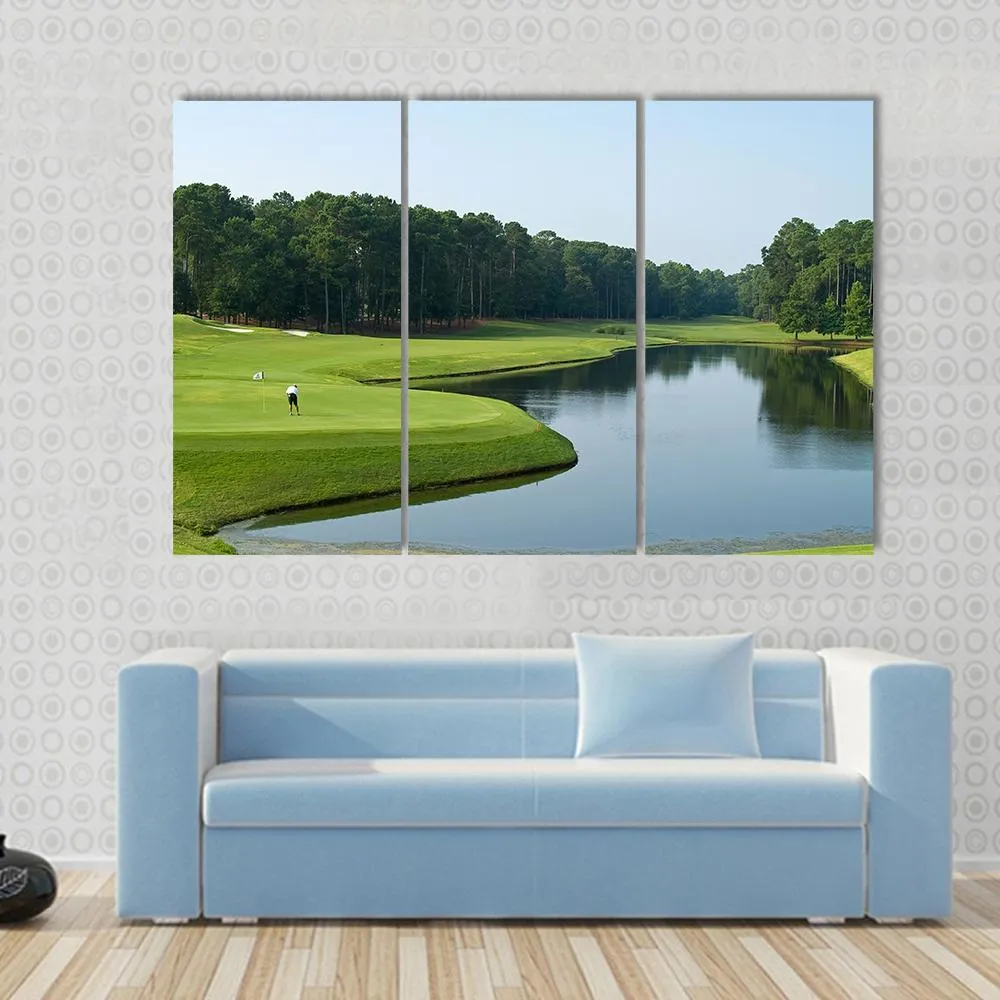 Golfer On Myrtle Beach Canvas Wall Art