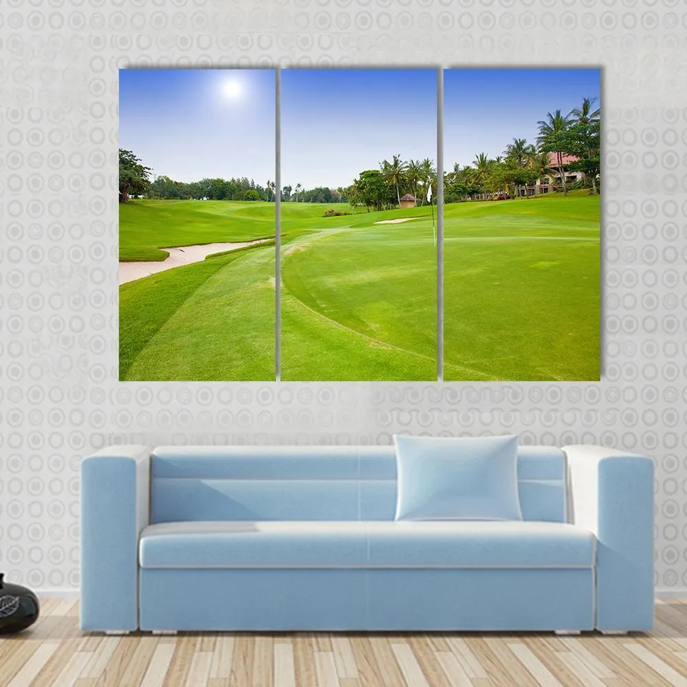 Green Field For Golf Canvas Wall Art