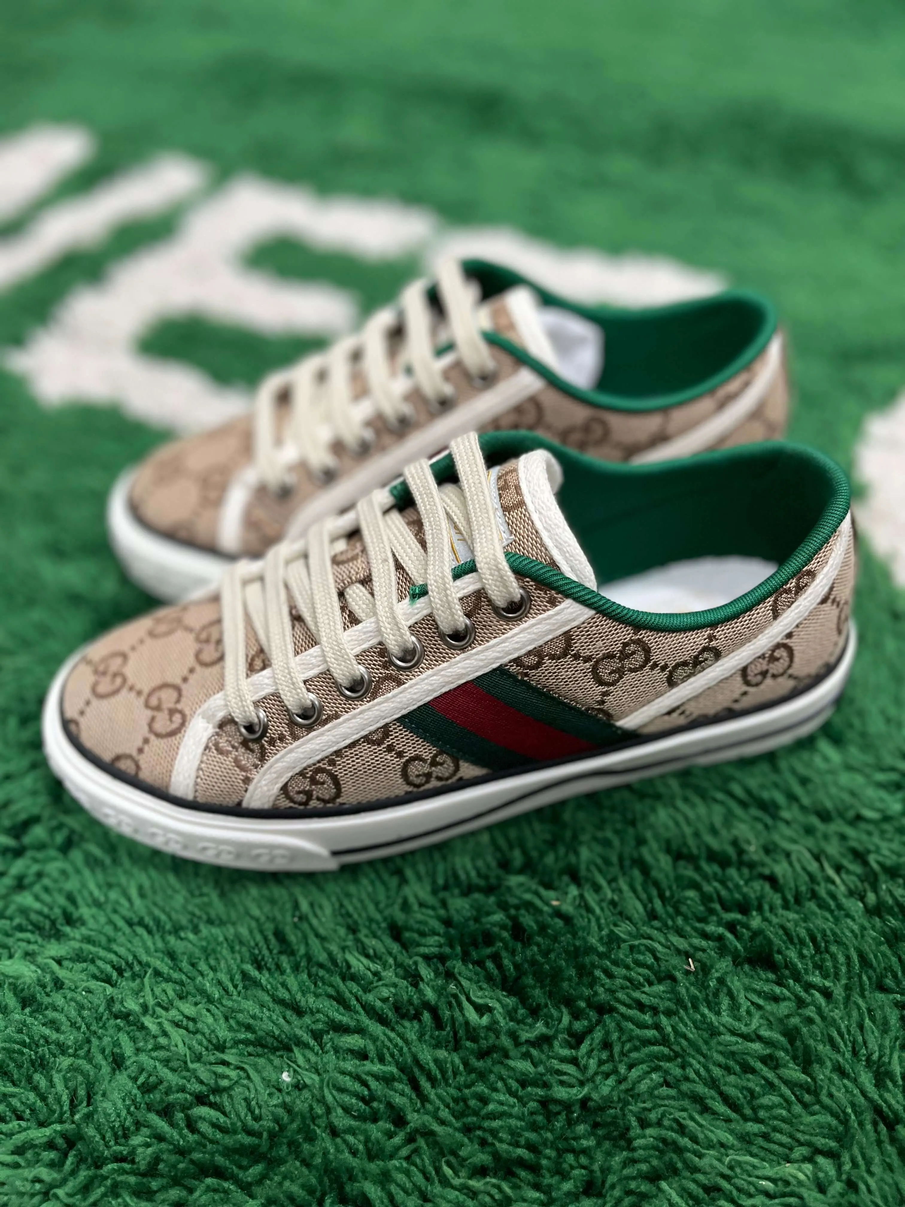 Gucci Tennis 1977 GG Logo Beige Sneaker