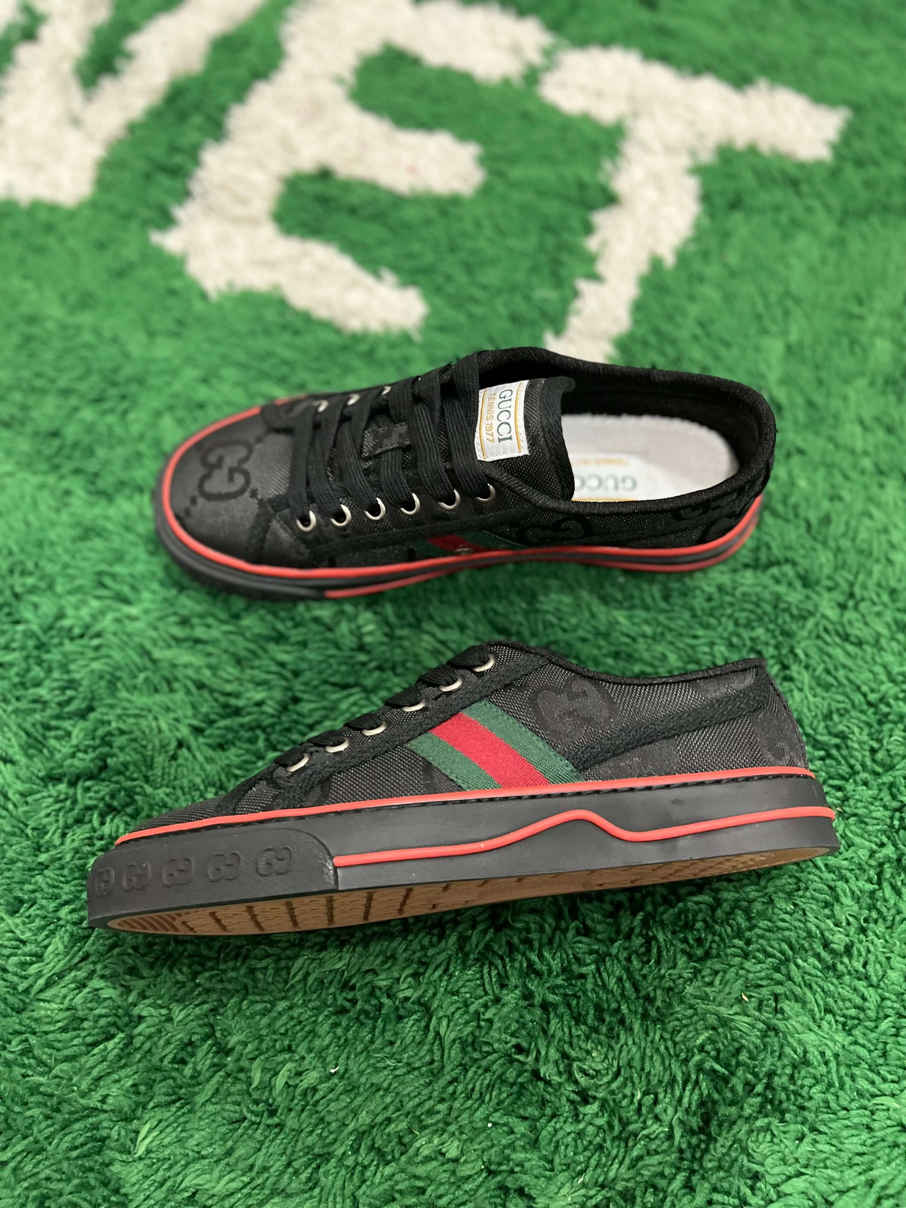 Gucci Tennis 1977 Low-Top Sneakers in Black Canvas