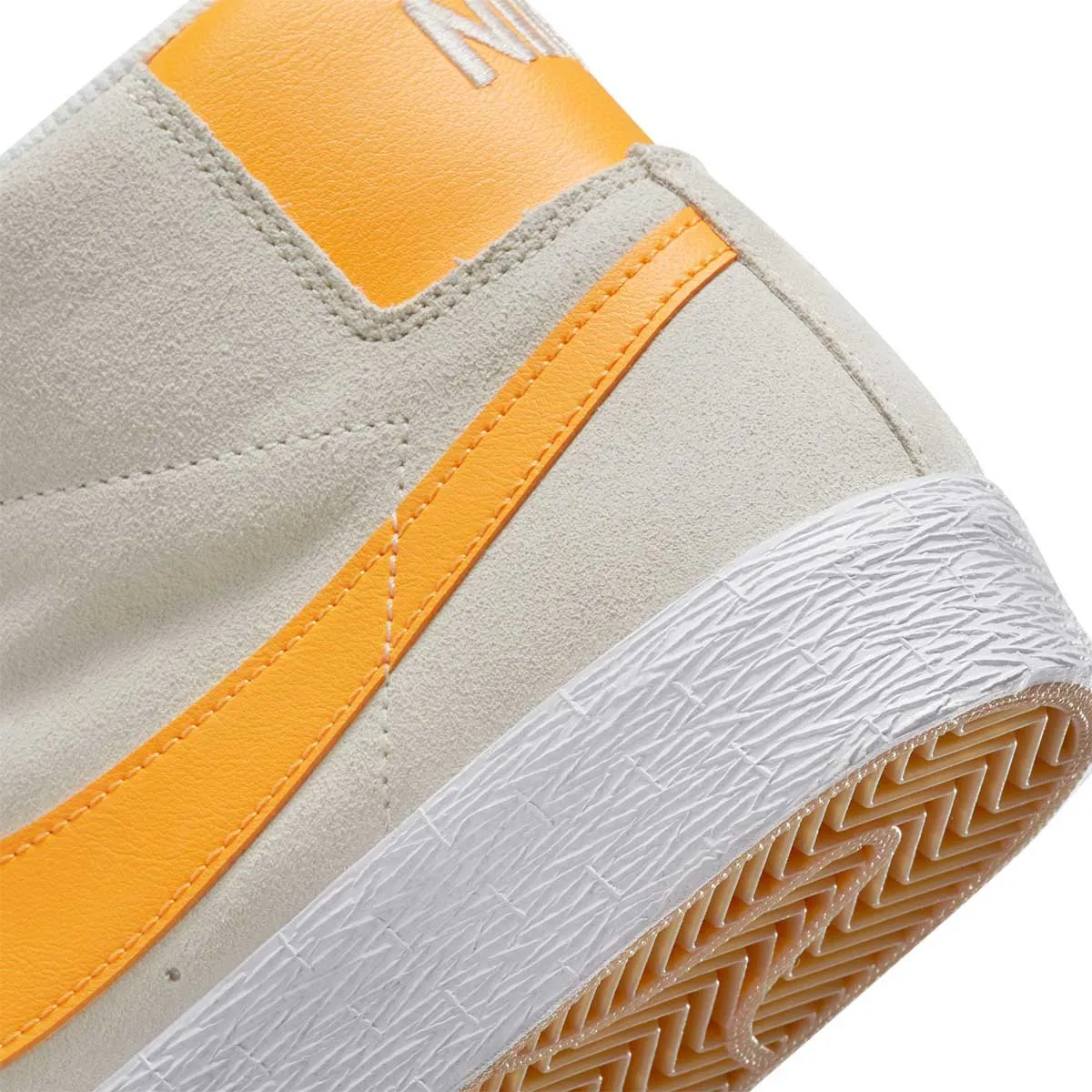 Nike SB - Blazer Mid Shoes Summit White/Laser Orange-Summit White