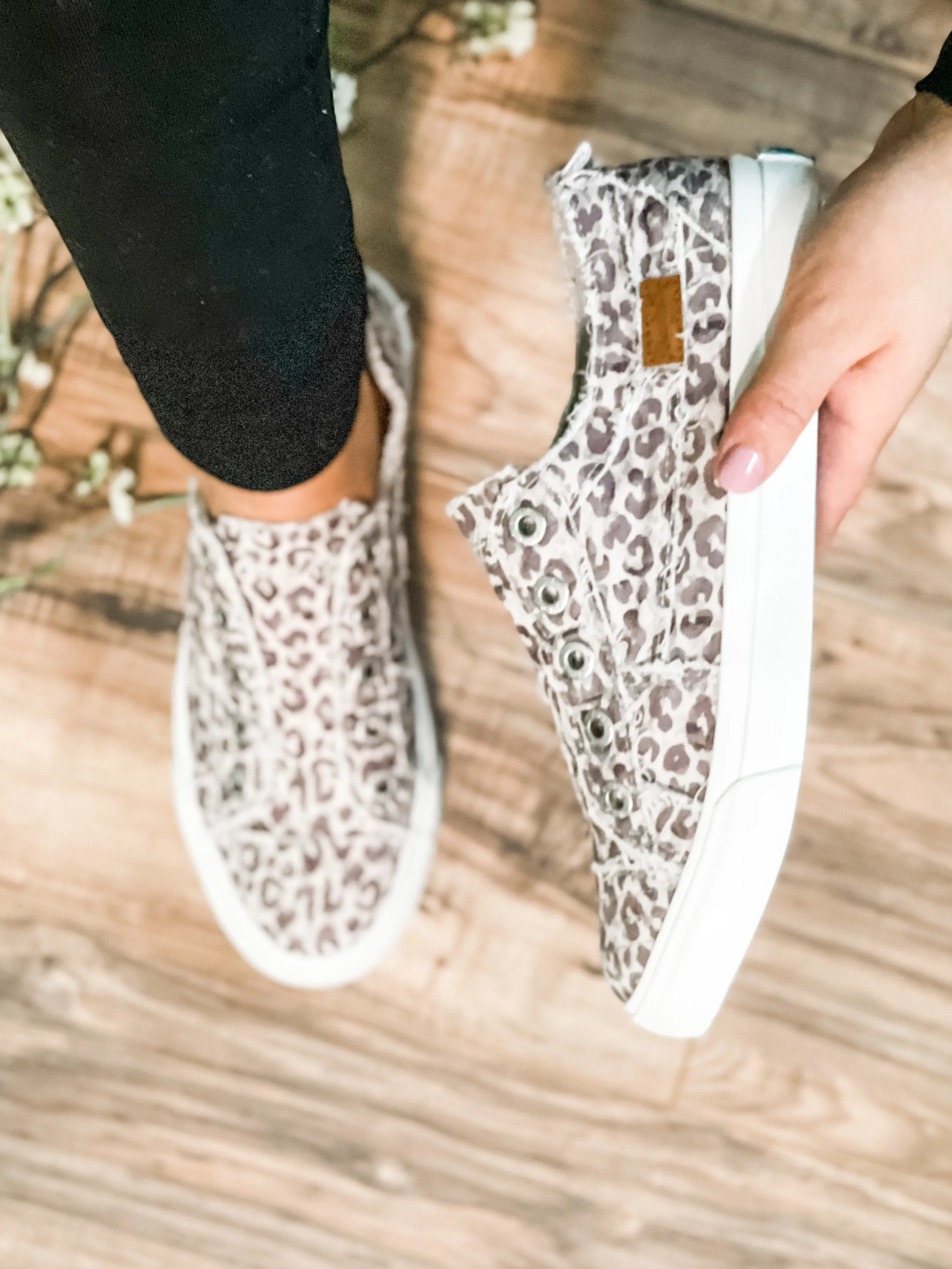 *Outlet* Blowfish Play Sneakers (Grey Water Leopard)