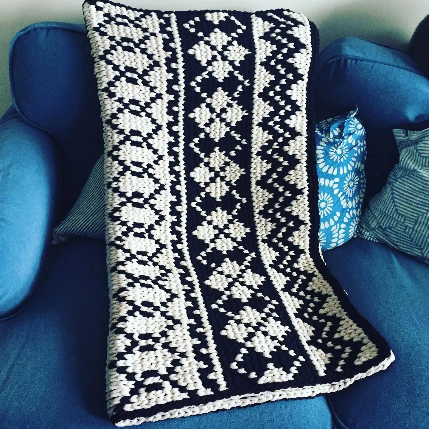 PATTERN: Preppy Vibes Scandinavian Blanket