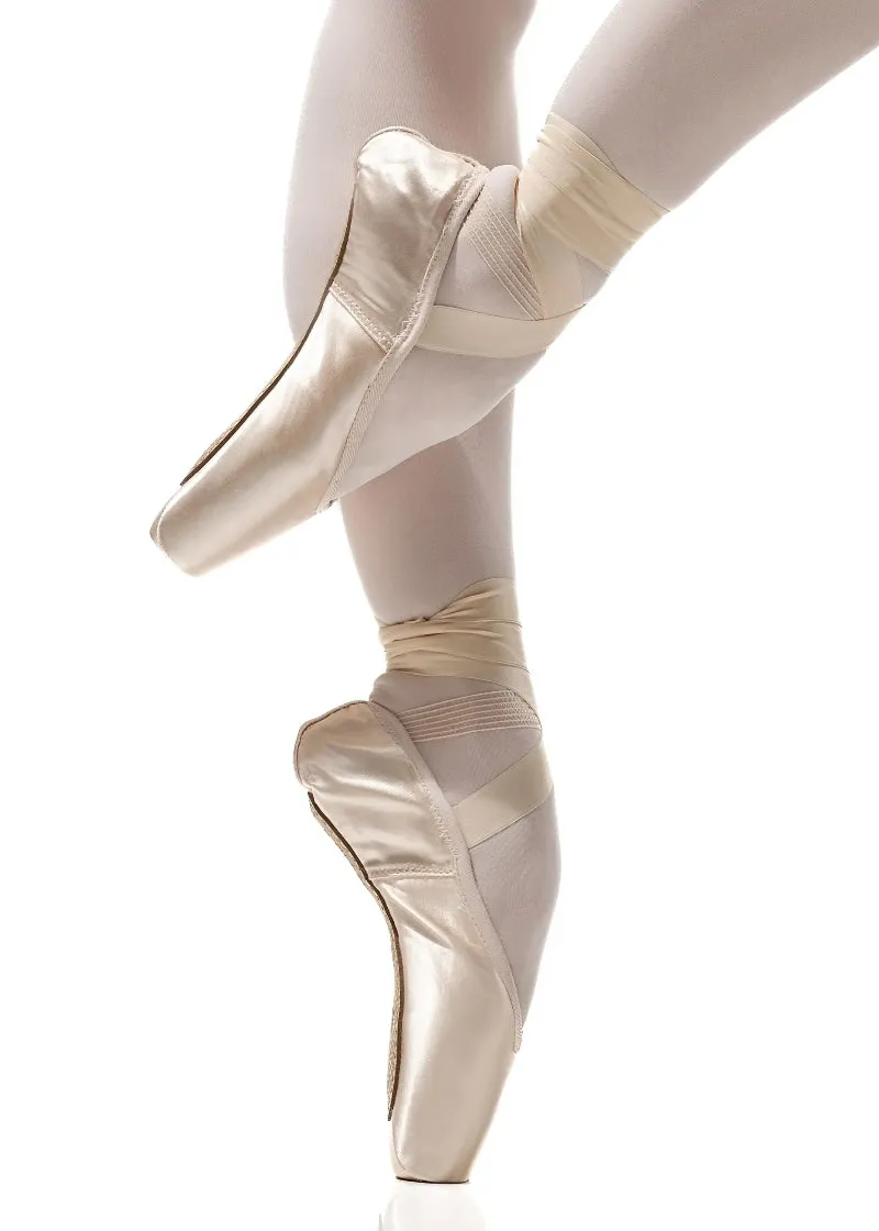 RC40 Iridescence Pointe Shoe - Pink (Medium)