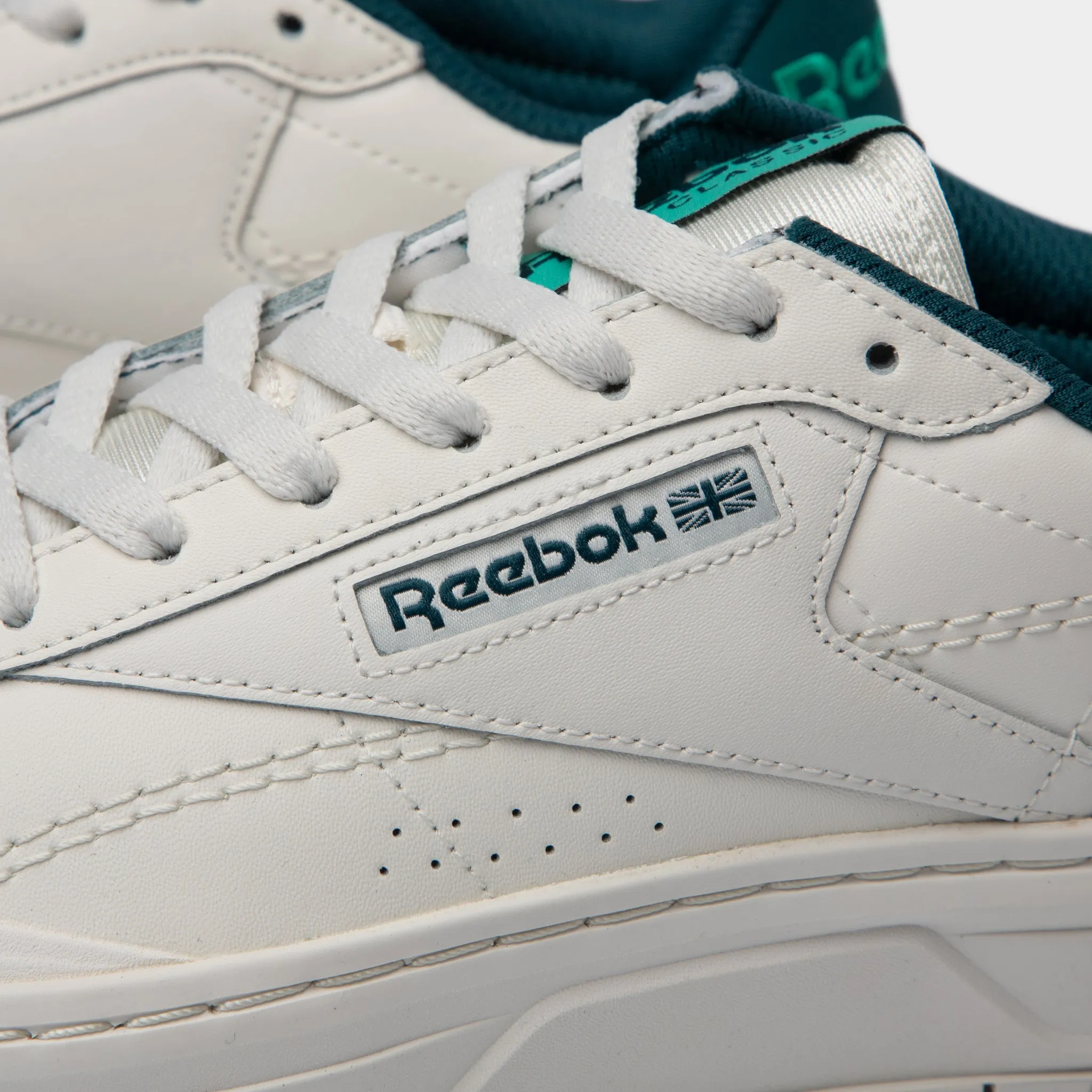 Reebok Women's Club C Double GEO Chalk / Midnight Pine - Future Teal